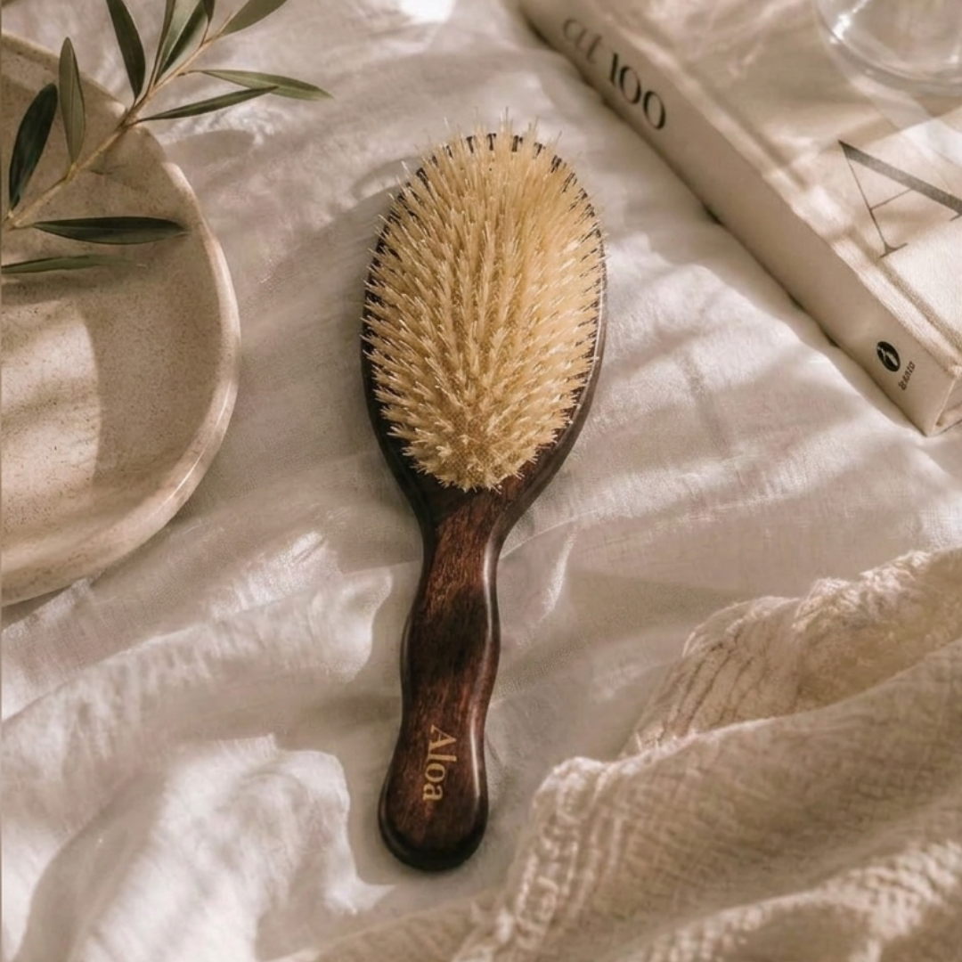 The Mermaid Brush - Detangle & Smooth